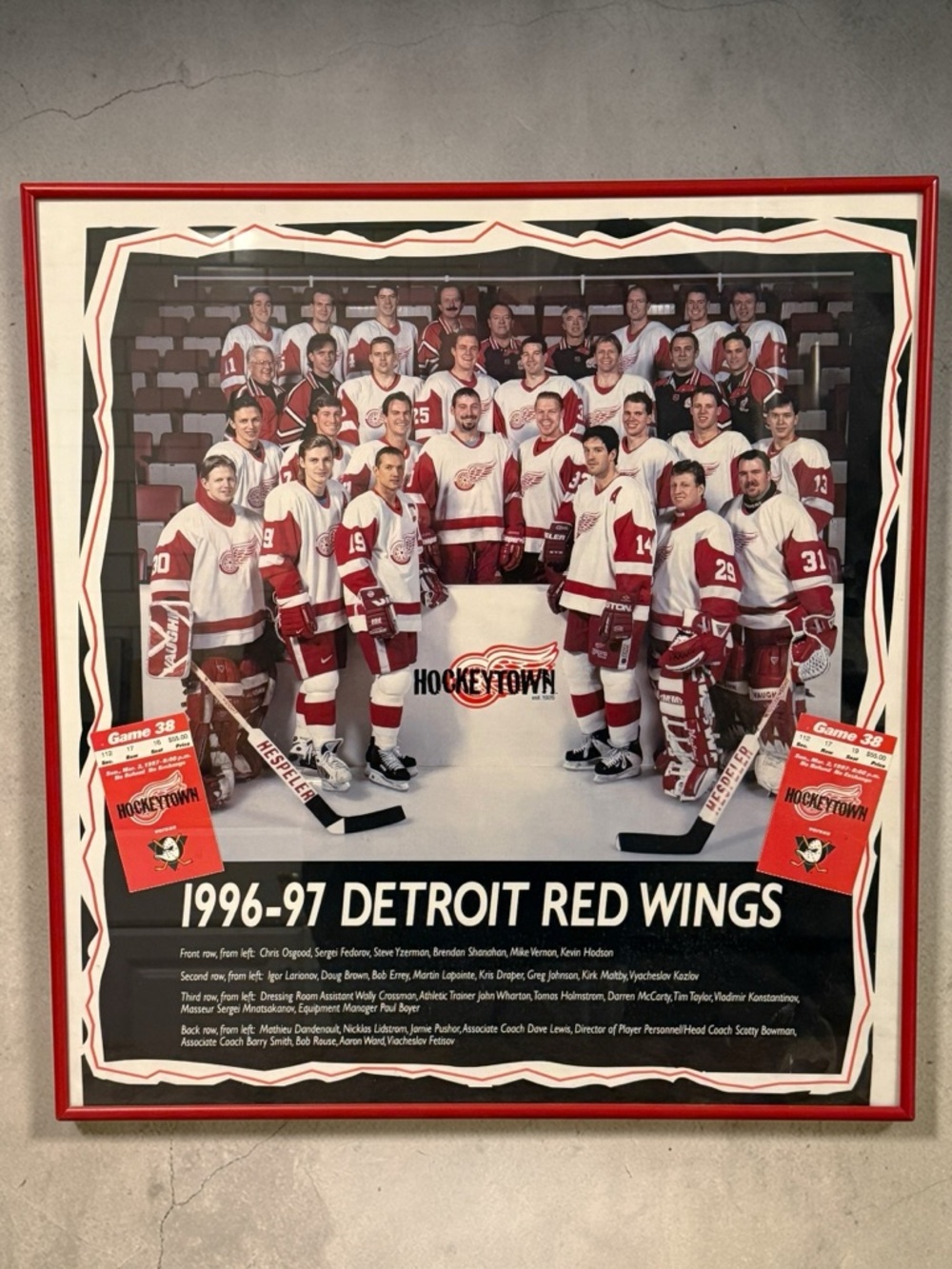 Detroit Red Wings 1996-97 Framed Team Photo Poster Vintage NHL Hockeytown
